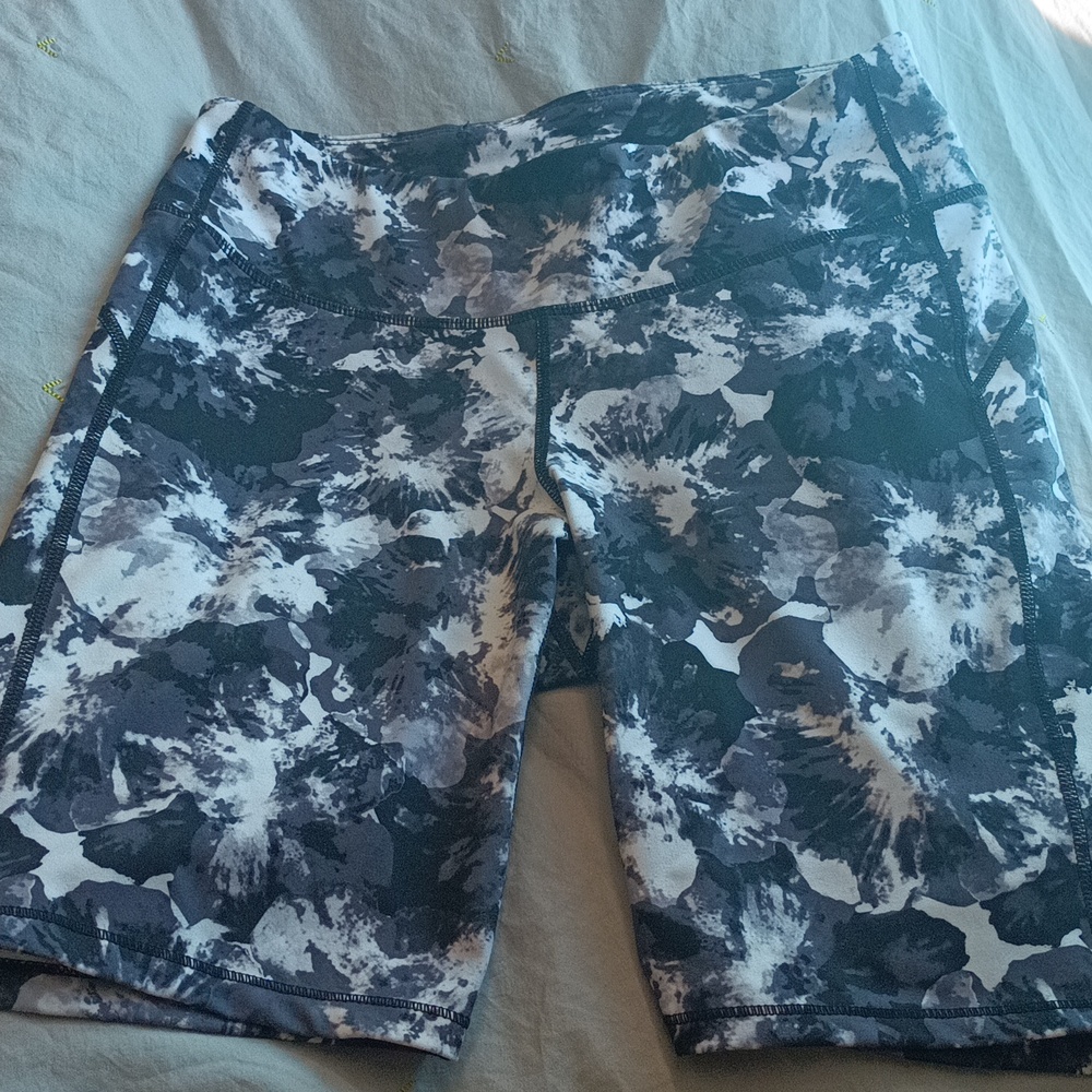 Gap Fit Bike Shorts Like New